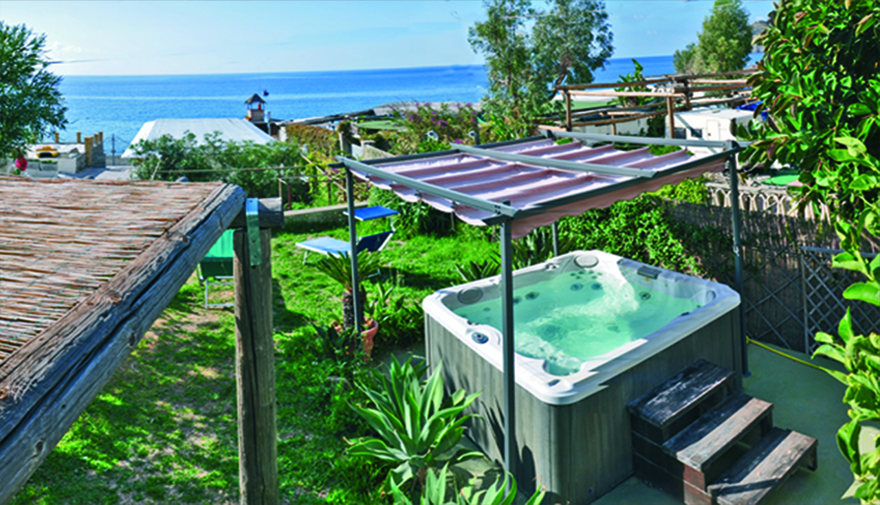 cava-scura-spiaggia-dei-maronti-ischia-hotel-maronti.jpg